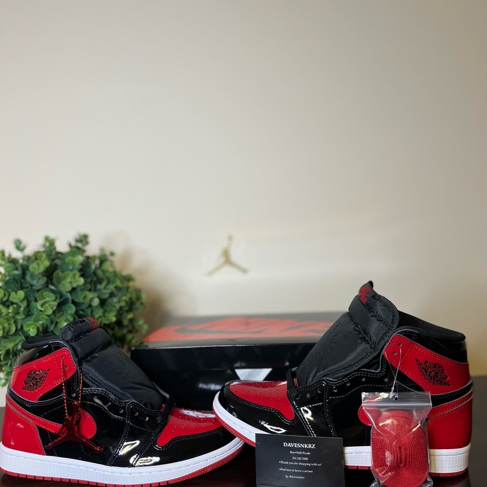 Air jordan 1 patent bred